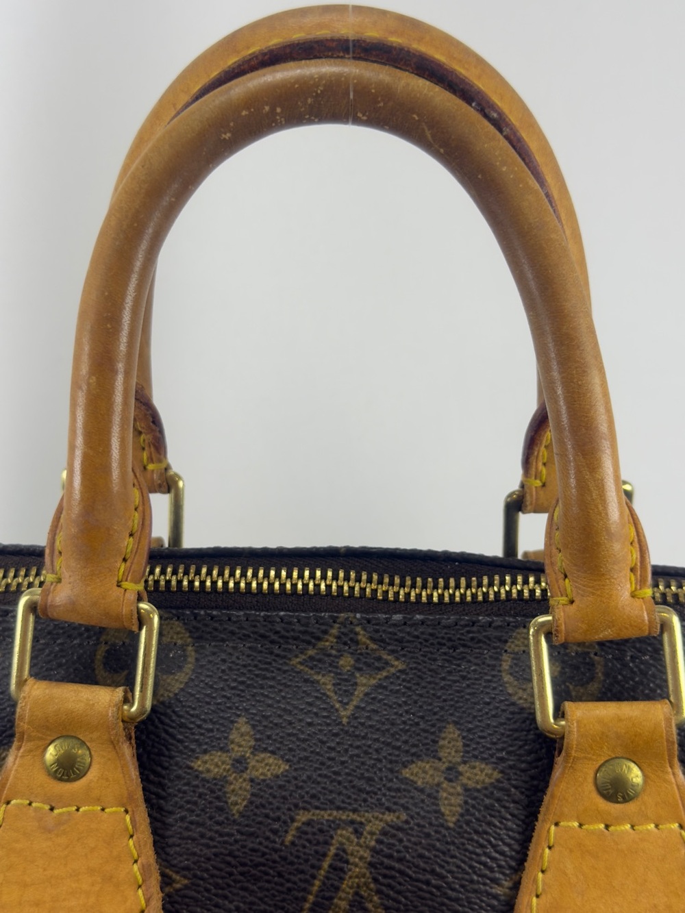 Louis Vuitton LV Speedy 25 Brown Monogram Canvas Satchel with Tan Trim - Picture 8 of 16